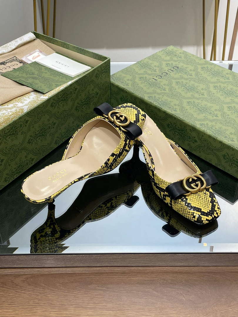 Gucci 738685 Women's Interlocking G Mule G38276