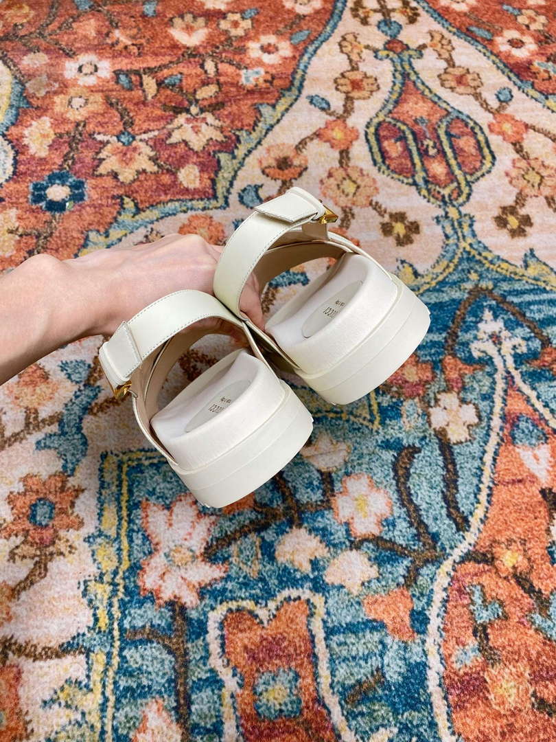 Gucci 738691 Women's Gucci Sandal G38242