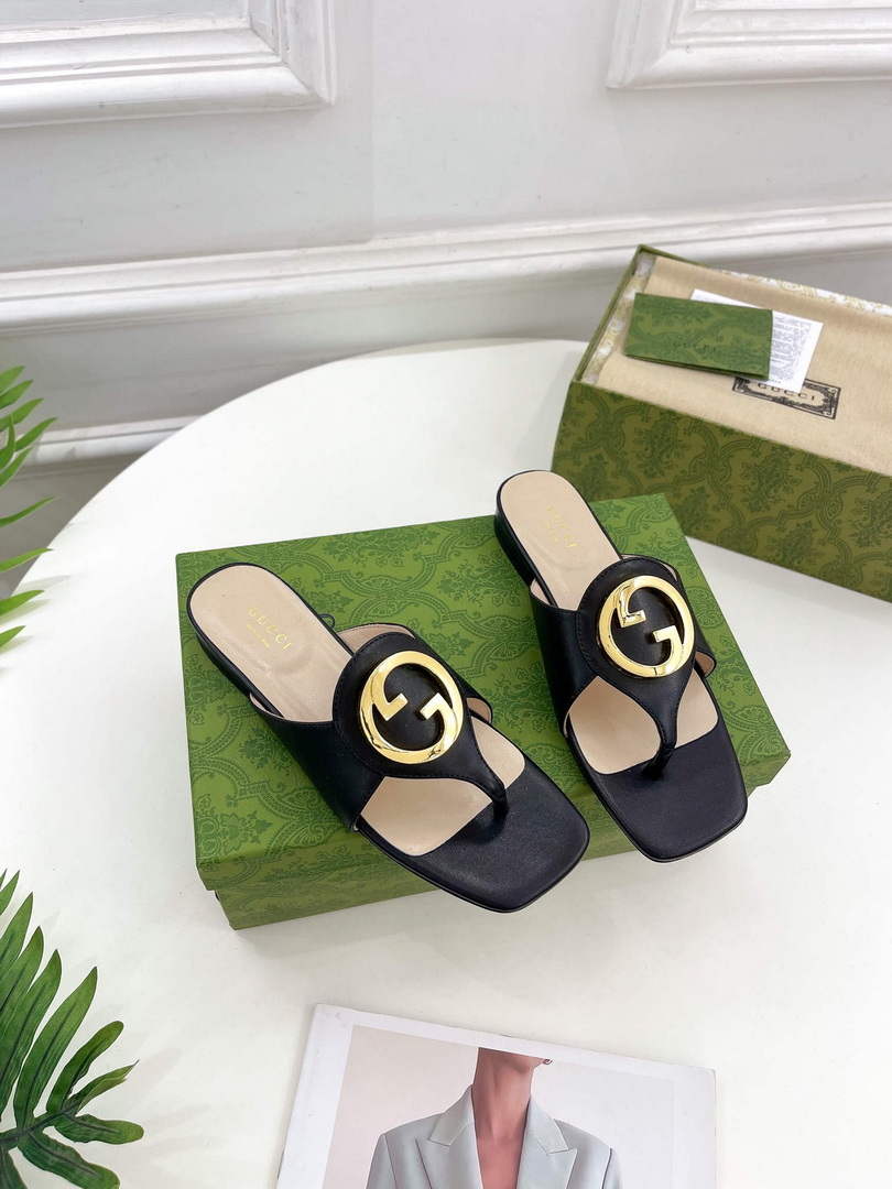 Gucci 739048 Women's Gucci Blondie Thong Sandal G66770