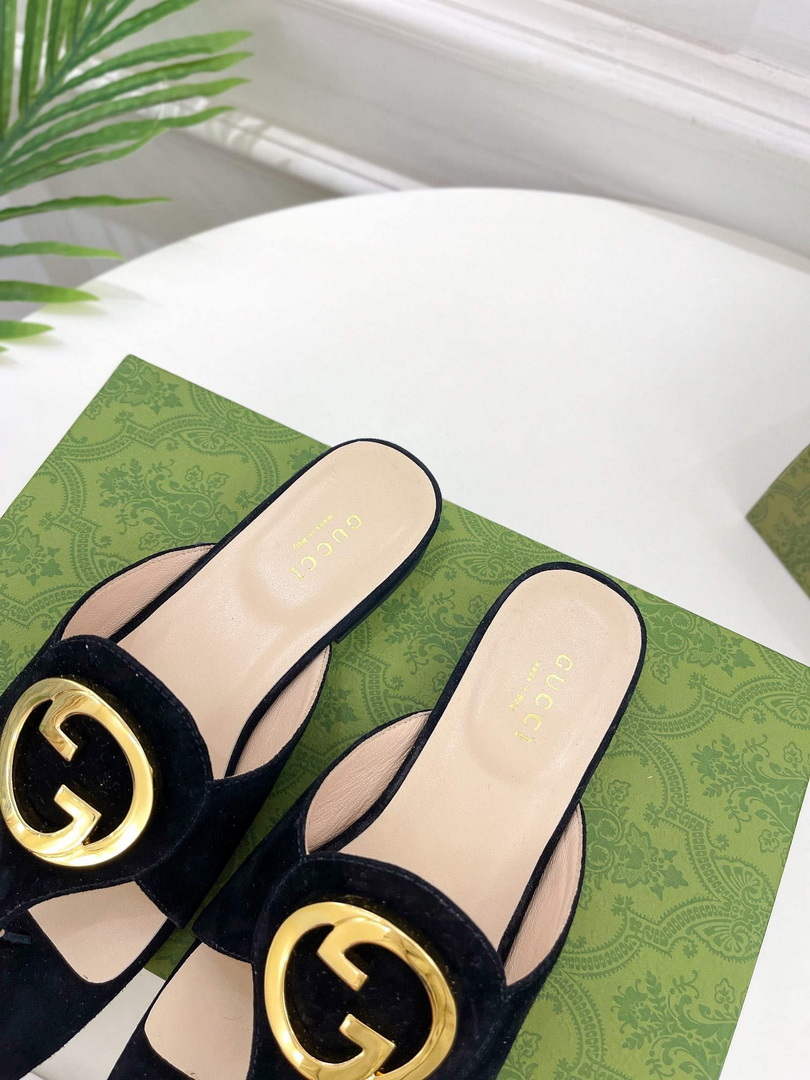 Gucci 739048 Women's Gucci Blondie Thong Sandal G66775 - 35 - View 7