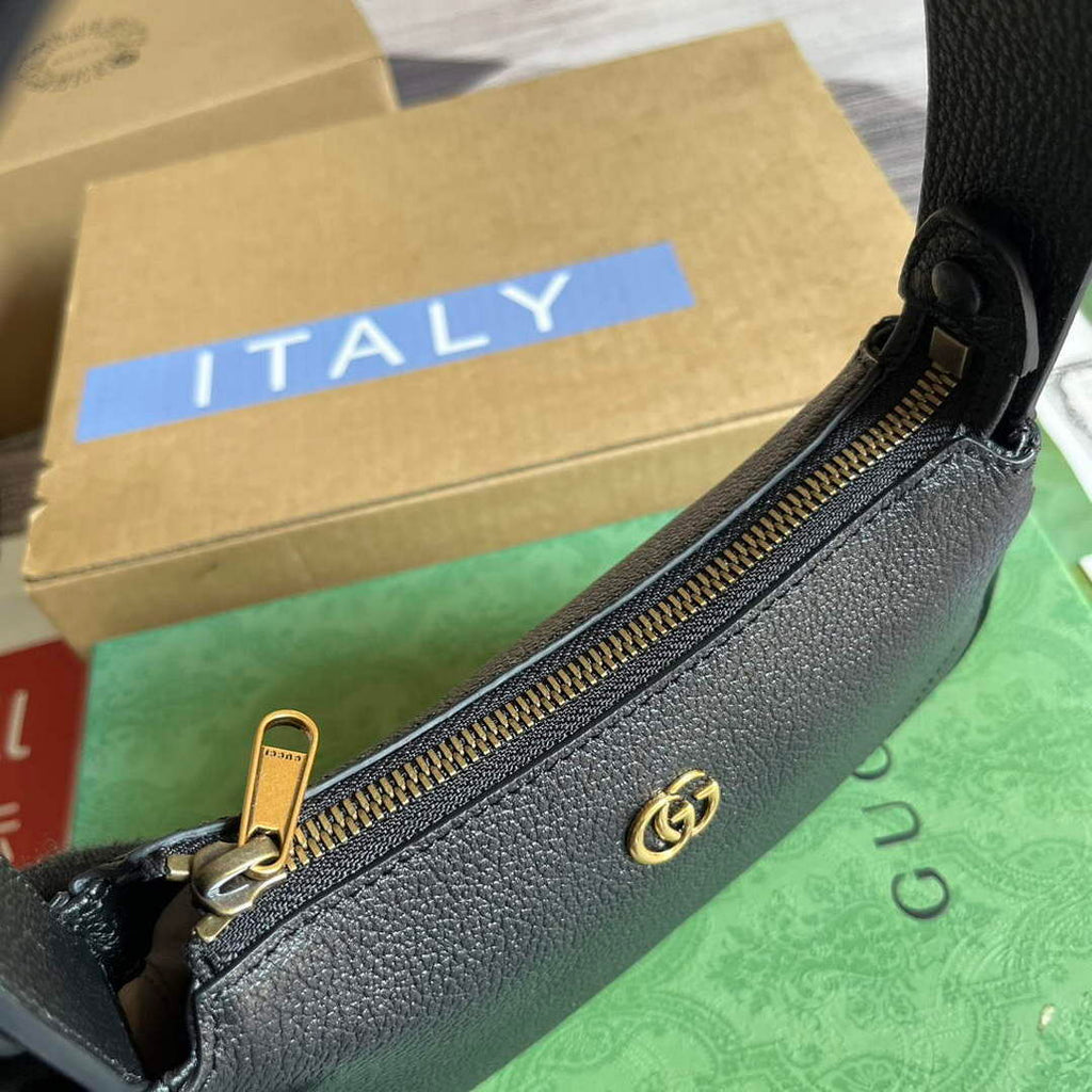 Gucci 739076 Aphrodite shoulder bag with Double G Black