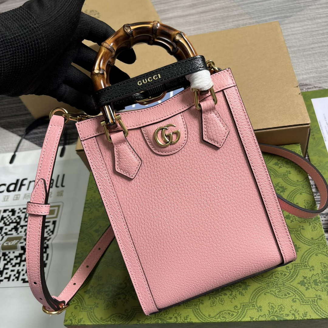 Gucci 739079 Diana Mini Tote Bag Pink leather - Default Title - View 4