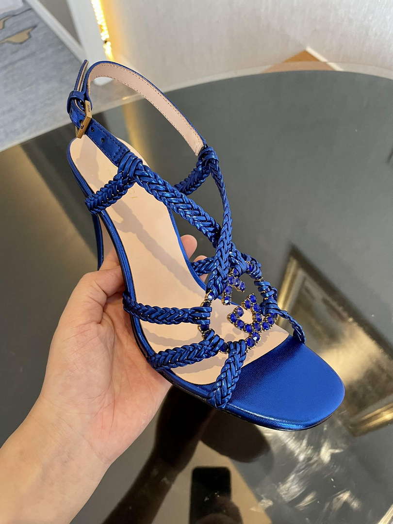 Gucci 739098 Women's crystal Interlocking G sandal G56302 - 35 - View 6