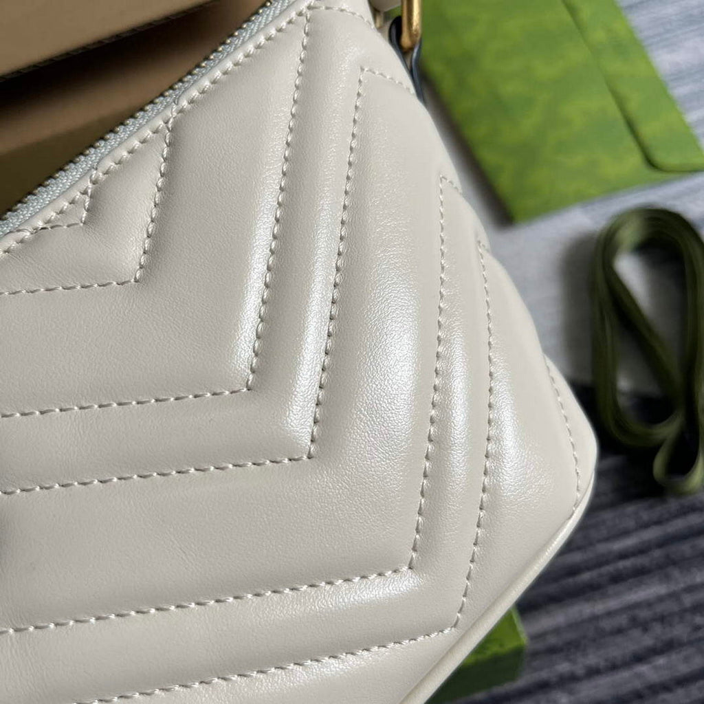 Gucci 739166 GG Marmont shoulder bag White
