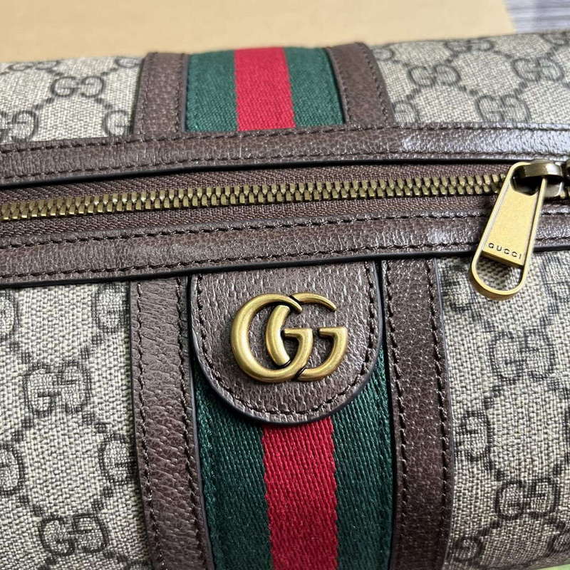 Gucci 739391 Gucci Savoy Toiletry Case Brown