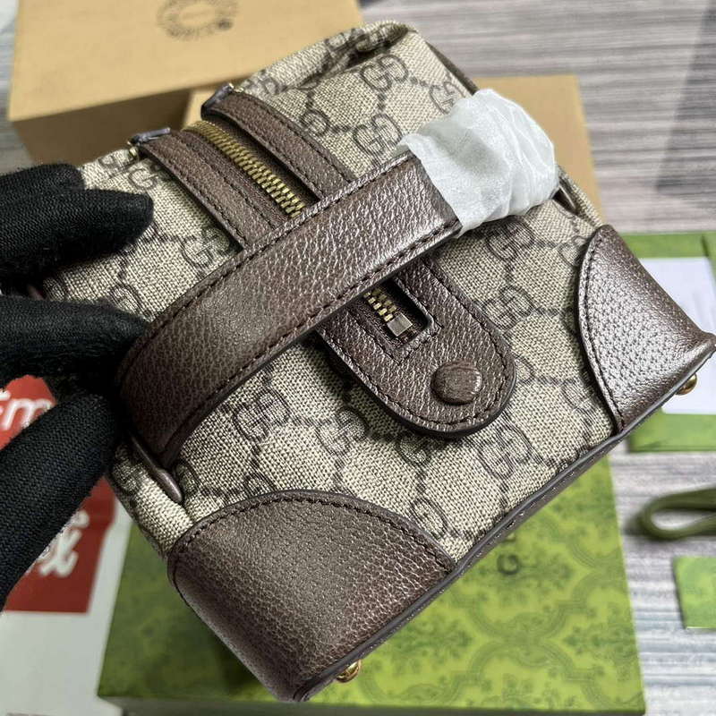 Gucci 739391 Gucci Savoy Toiletry Case Brown - Default Title - View 6