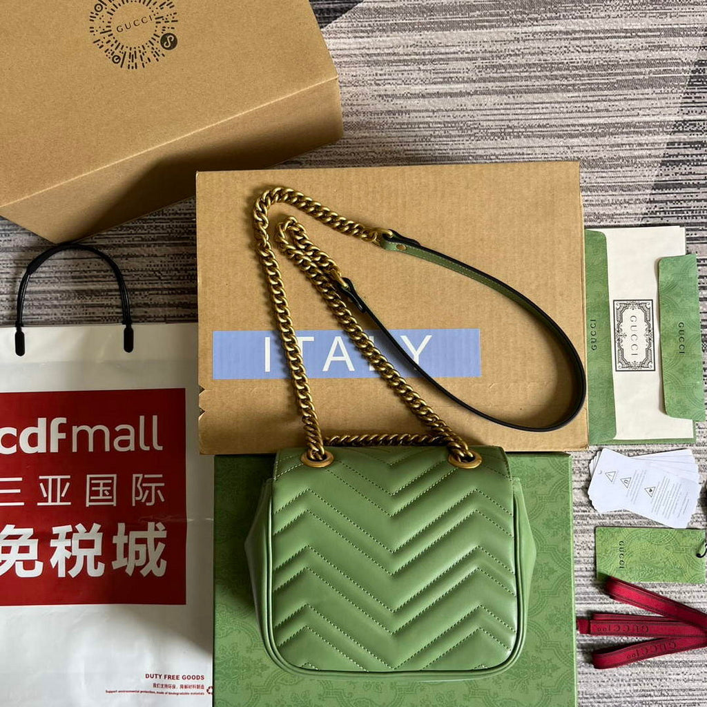 Gucci 739682 GG Marmont Matelass¨¦ mini tote bag Light green