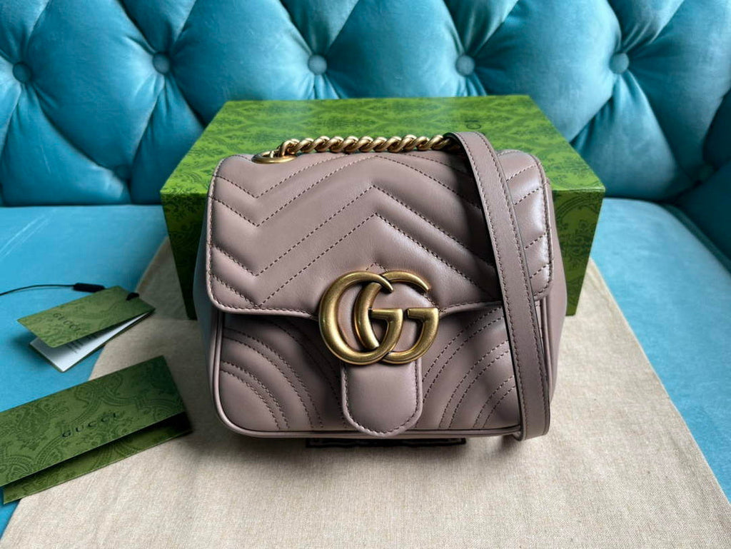 Gucci 739682 GG Marmont Matelass¨¦ mini tote bag milk tea