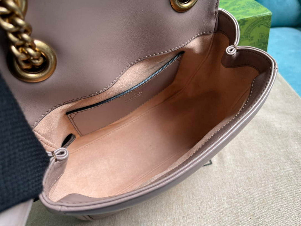 Gucci 739682 GG Marmont Matelass¨¦ mini tote bag milk tea