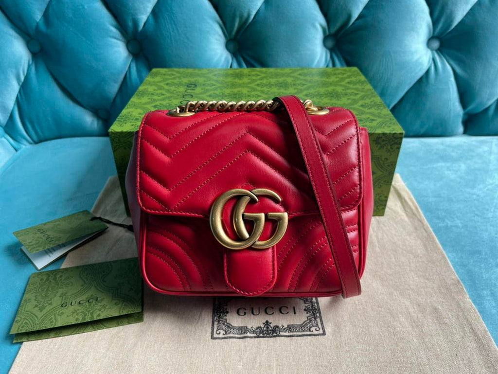Gucci 739682 GG Marmont Matelass¨¦ mini tote bag Red