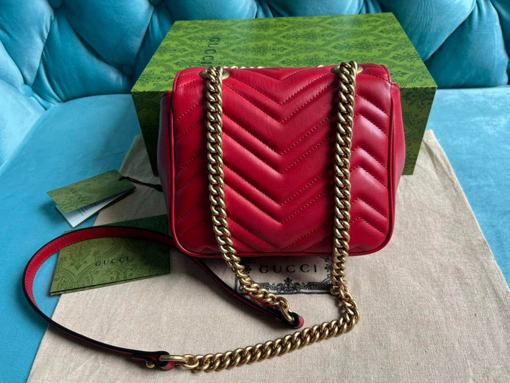 Gucci 739682 GG Marmont Matelass¨¦ mini tote bag Red