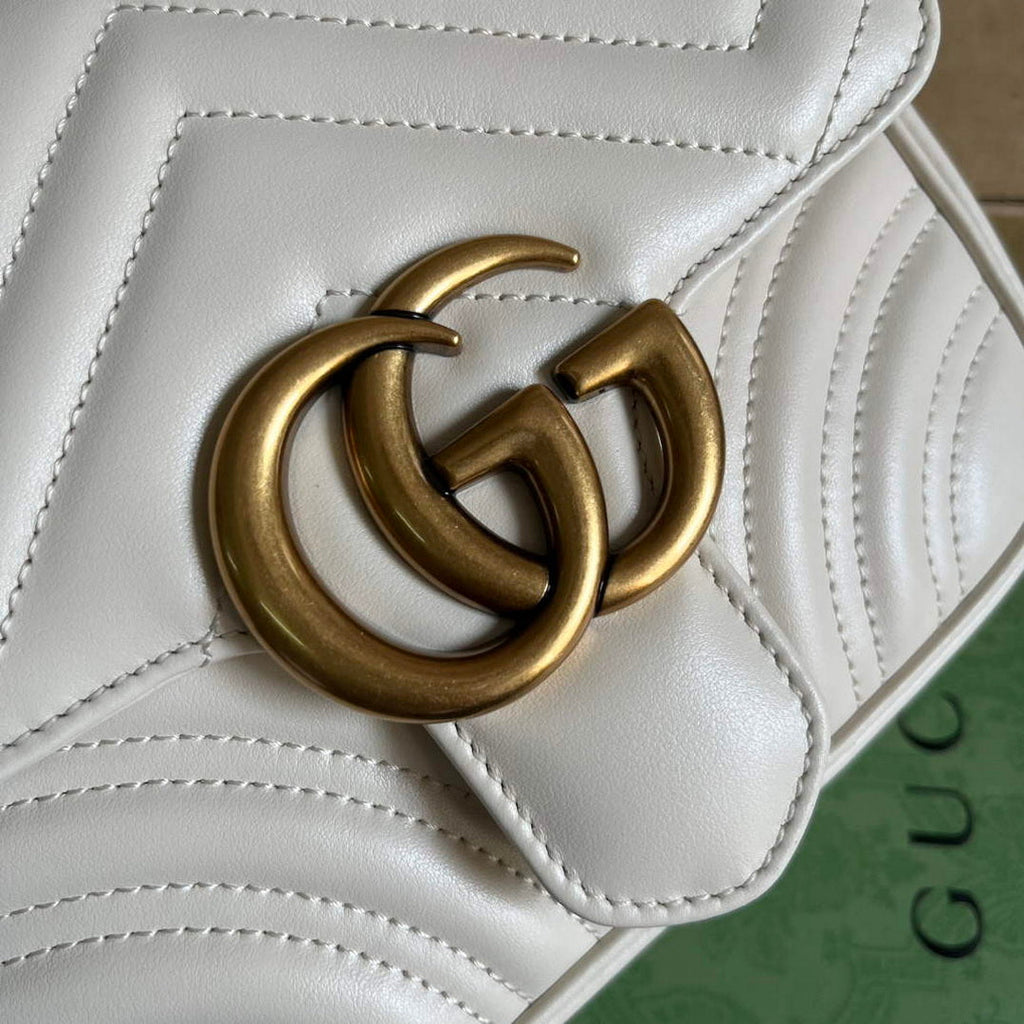 Gucci 739682 GG Marmont Matelass¨¦ mini tote bag White