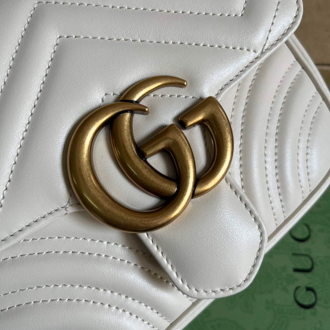 Gucci 739682 GG Marmont Matelass¨¦ mini tote bag White