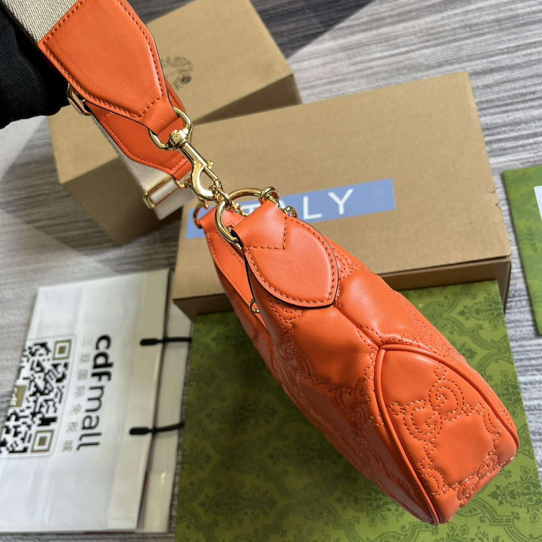 Gucci 739709 GG Matelass¨¦ Small Shoulder Bag Orange