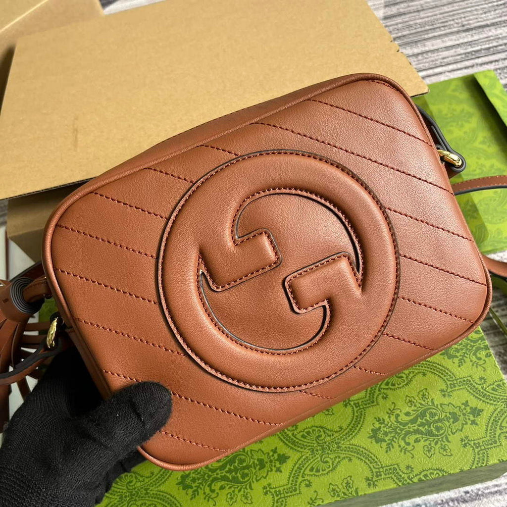 Gucci 742360 Gucci Blondie Small Shoulder Bag Cuir