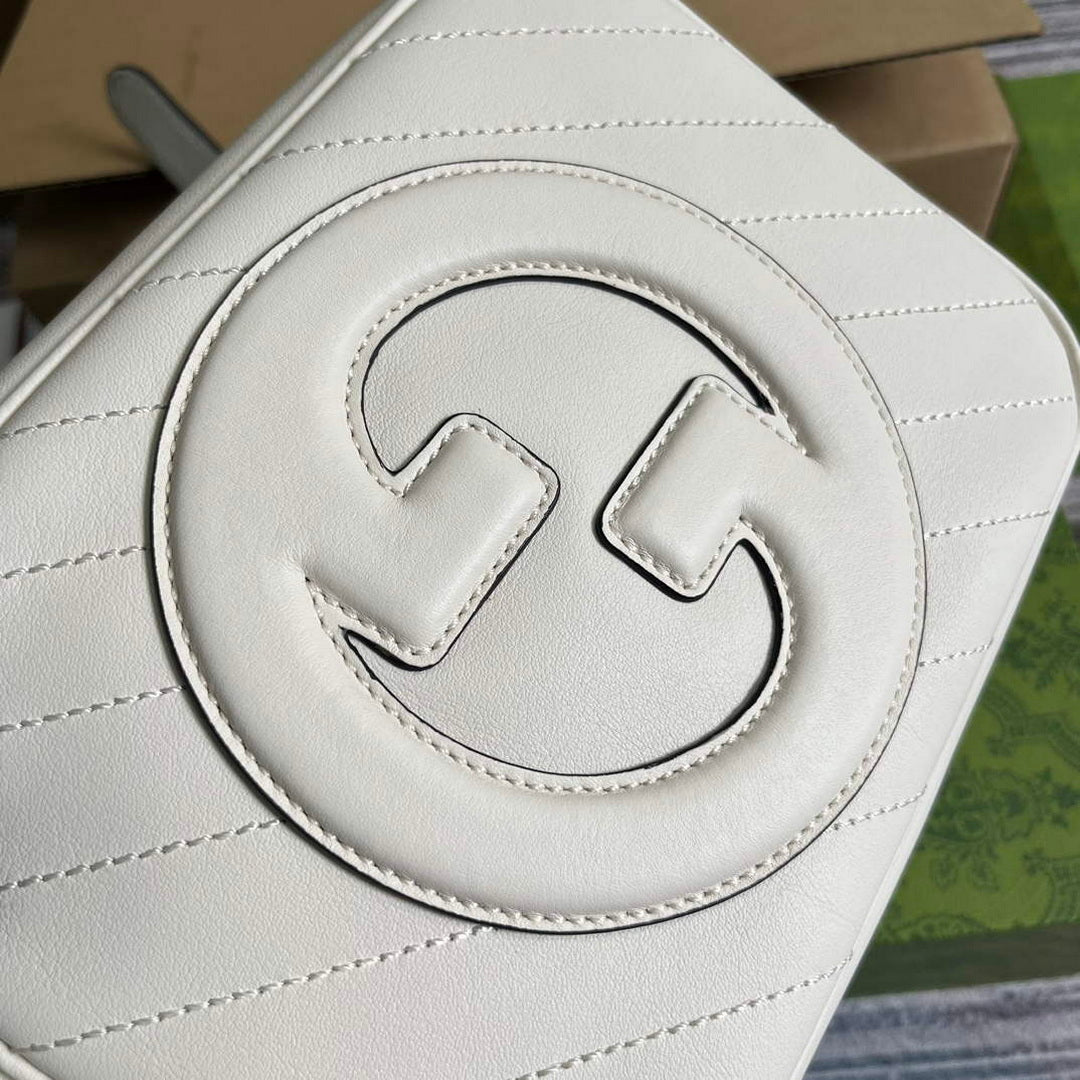 Gucci 742360 Gucci Blondie Small Shoulder Bag White