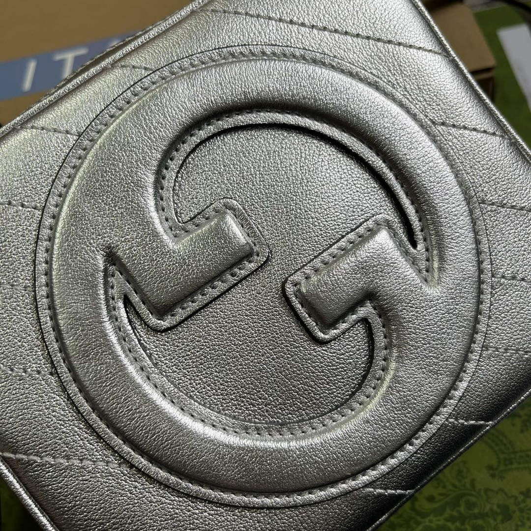 Gucci 744434 Gucci Blondie Top Handle Bag Silver
