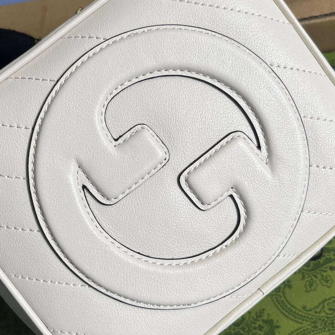 Gucci 744434 Gucci Blondie Top Handle Bag White