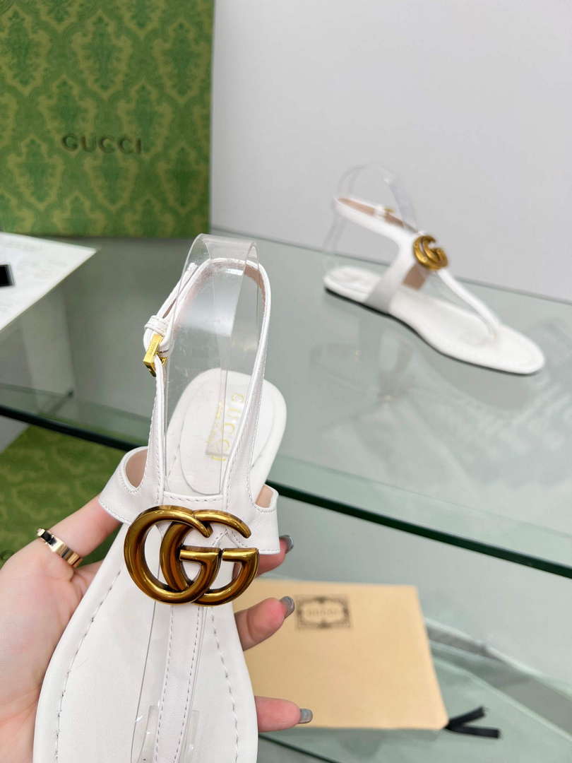 Gucci 746030 Women's Double G Thong Sandal G56308