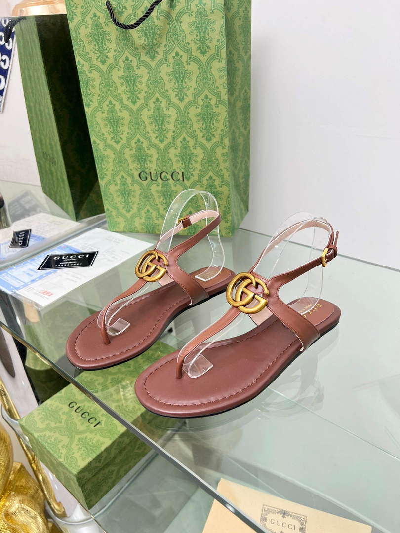 Gucci 746030 Women's Double G Thong Sandal G56309