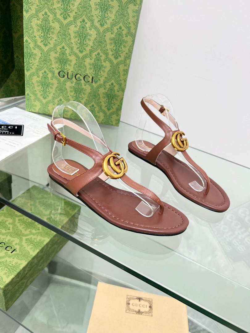 Gucci 746030 Women's Double G Thong Sandal G56309