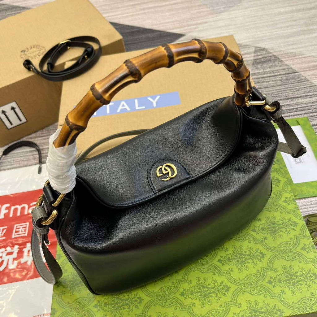 Gucci 746124 Gucci Diana Medium Shoulder Bag Black