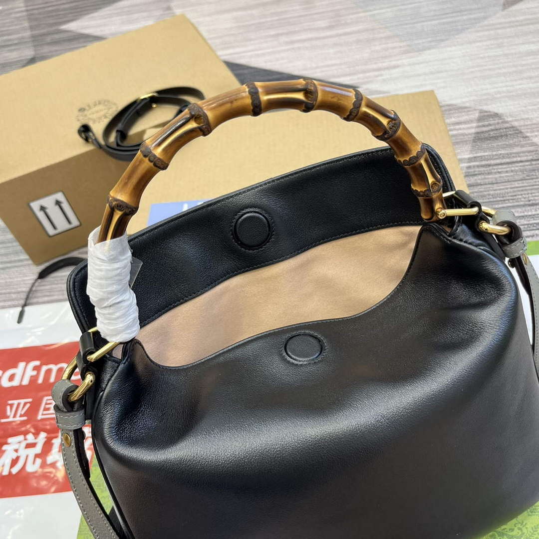 Gucci 746124 Gucci Diana Medium Shoulder Bag Black - Default Title - View 8