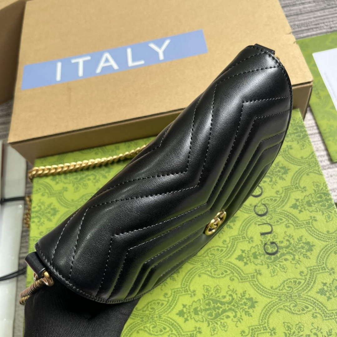 Gucci 746431 GG Marmont Matelass¨¦ Chain Mini Bag Black