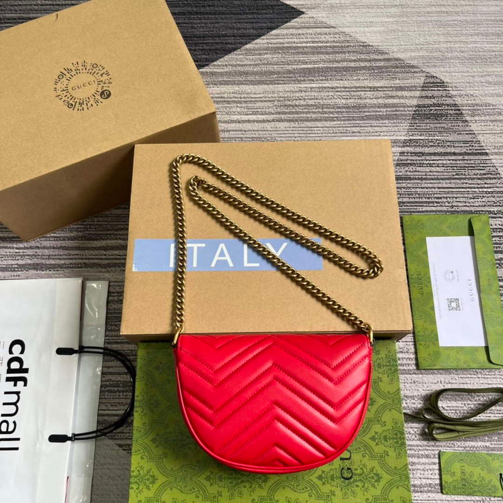 Gucci 746431 GG Marmont Matelass¨¦ Chain Mini Bag Red