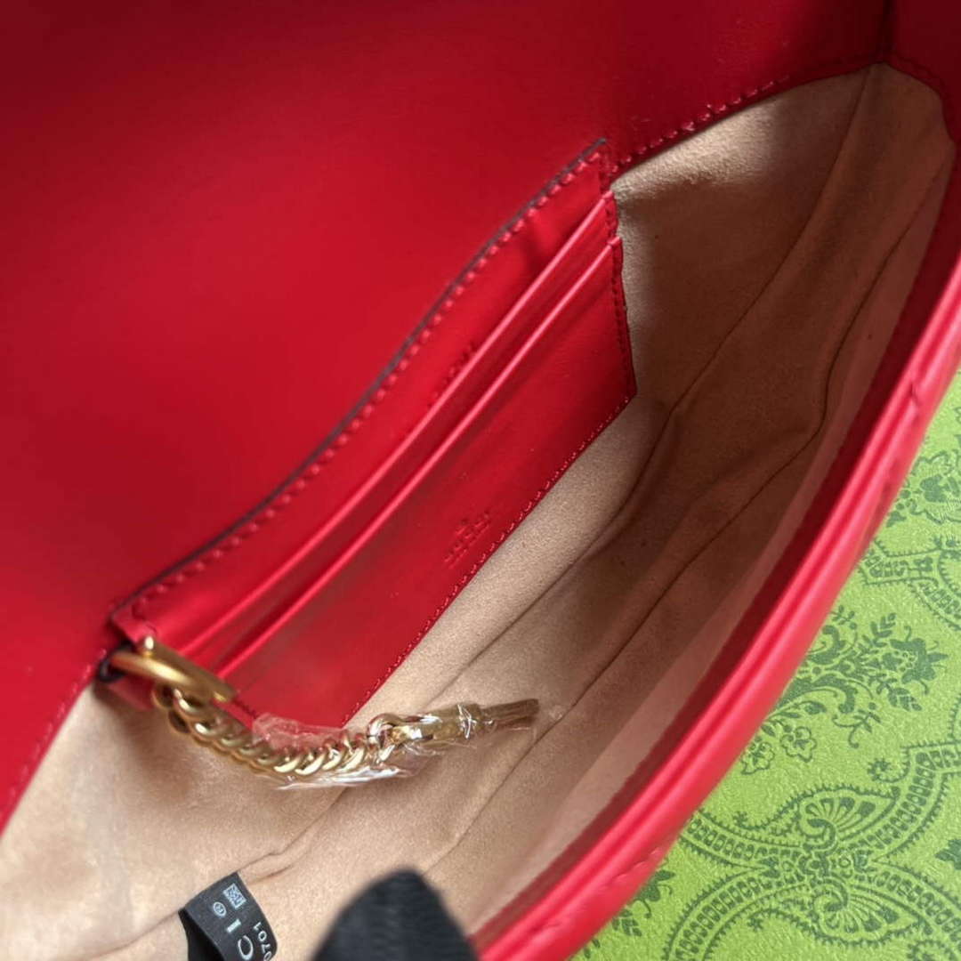 Gucci 746431 GG Marmont Matelass¨¦ Chain Mini Bag Red