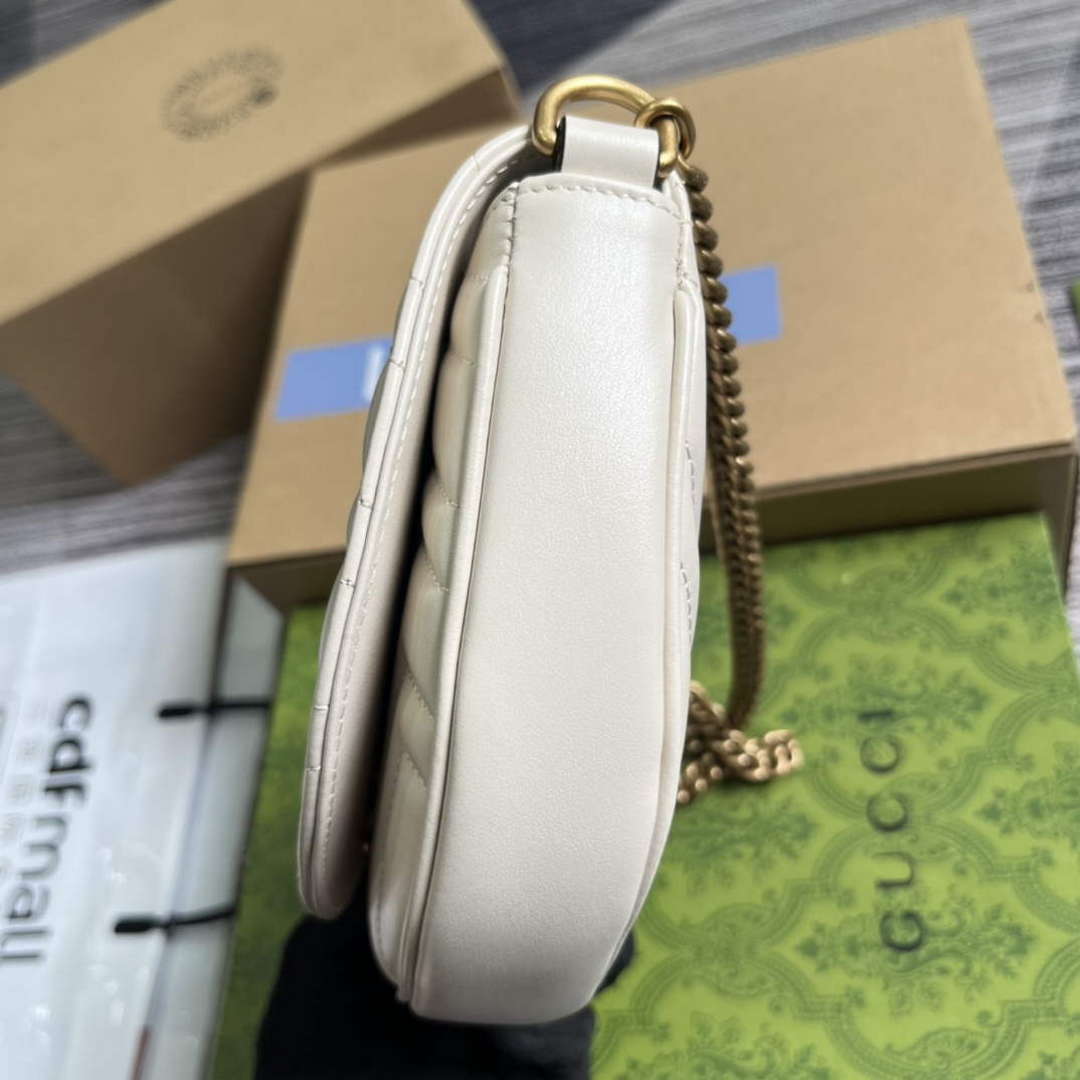 Gucci 746431 GG Marmont Matelass¨¦ Chain Mini Bag White