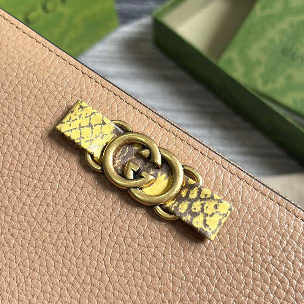 Gucci 750458 Zip wallet with Interlocking G python bow Rose beige
