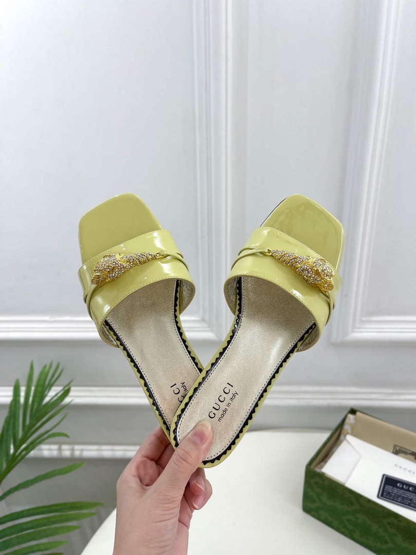Gucci 750509 Women's Slide Sandal With Hardware G38282 - US 4=Euro 35 - View 6