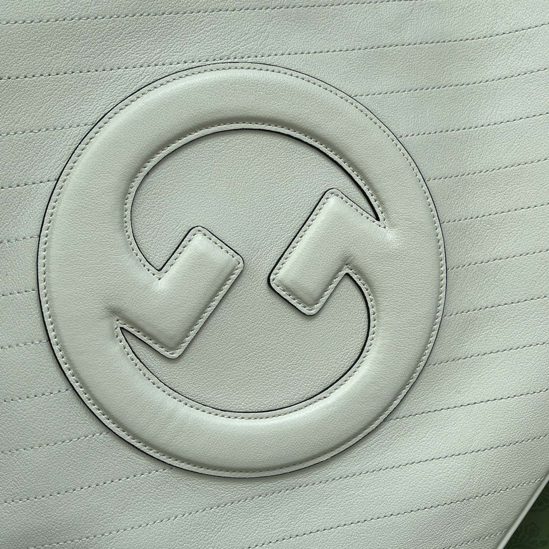 Gucci 751516 Blondie Medium Tote bag in White leather