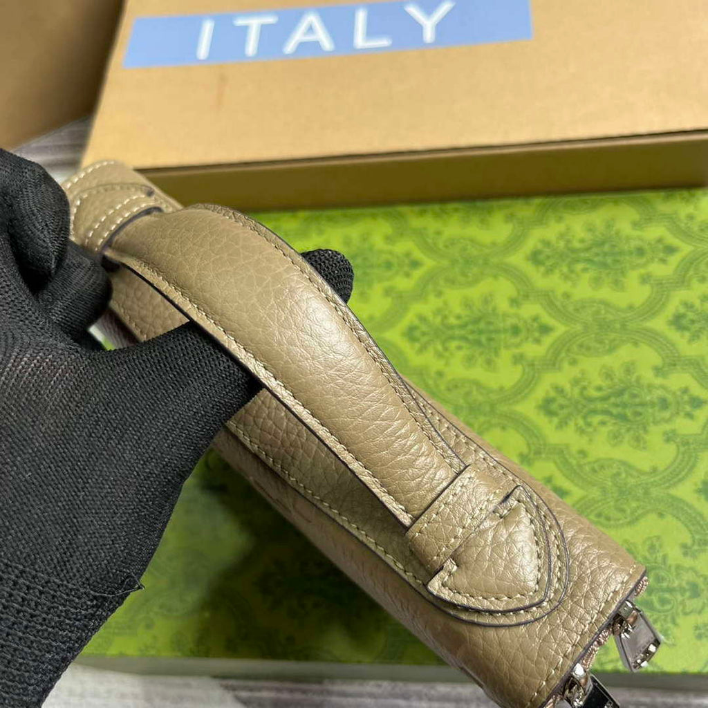 Gucci 751760 Jumbo GG Travel Document Case Grey