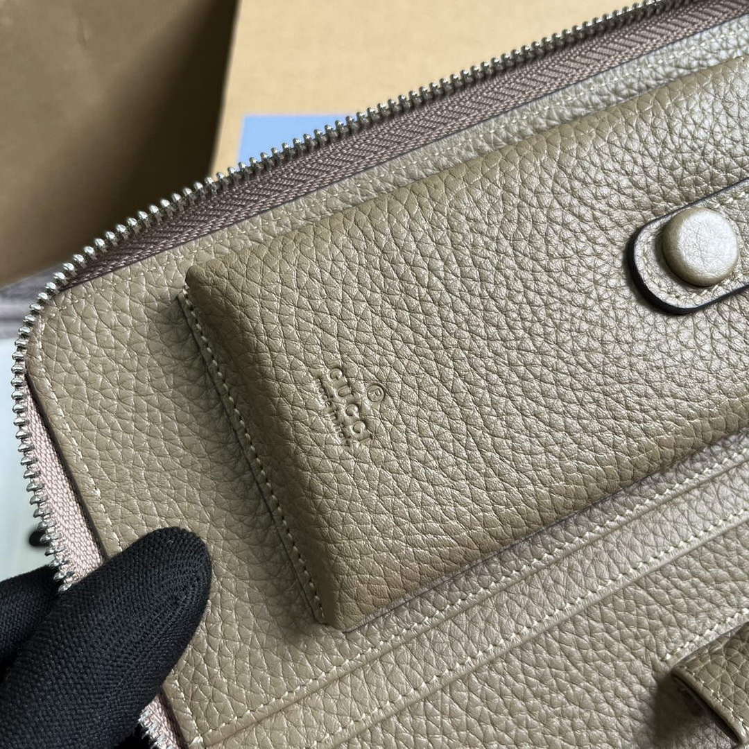Gucci 751760 Jumbo GG Travel Document Case Grey - Default Title - View 8