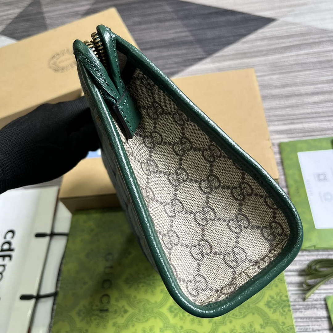 Gucci 751912 Mini GG Canvas Pouch Green