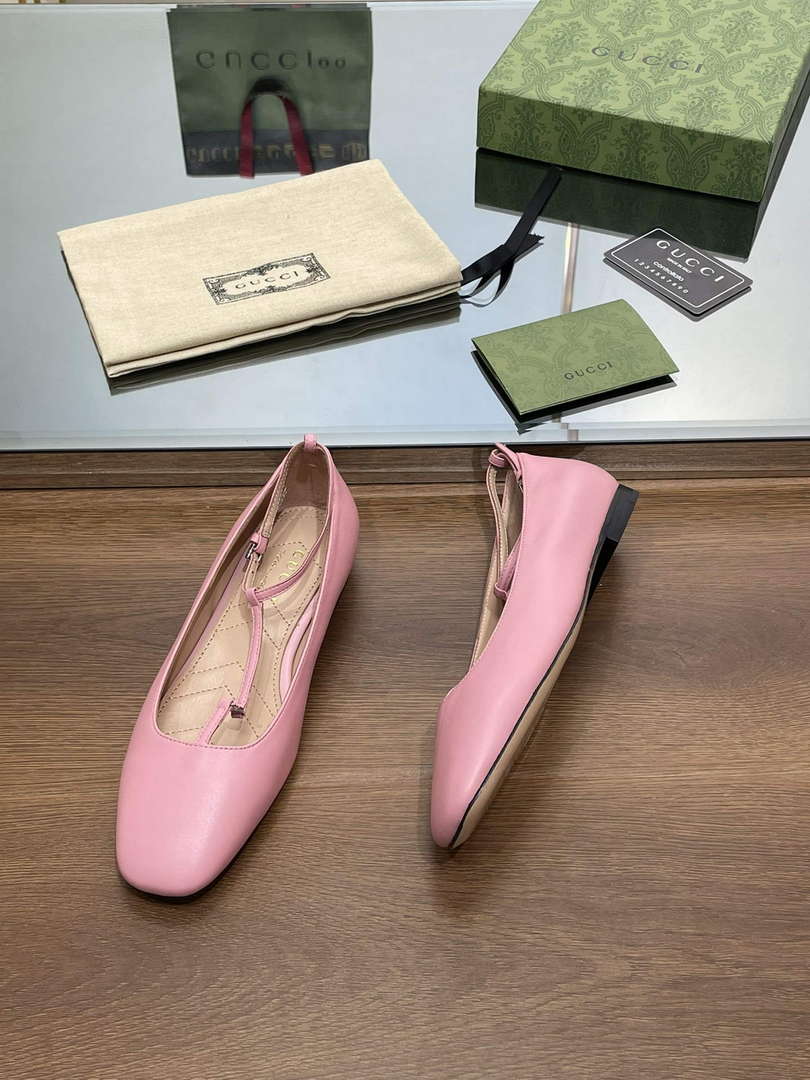 Gucci 754136 Women's Double G Ballet Flat G38266