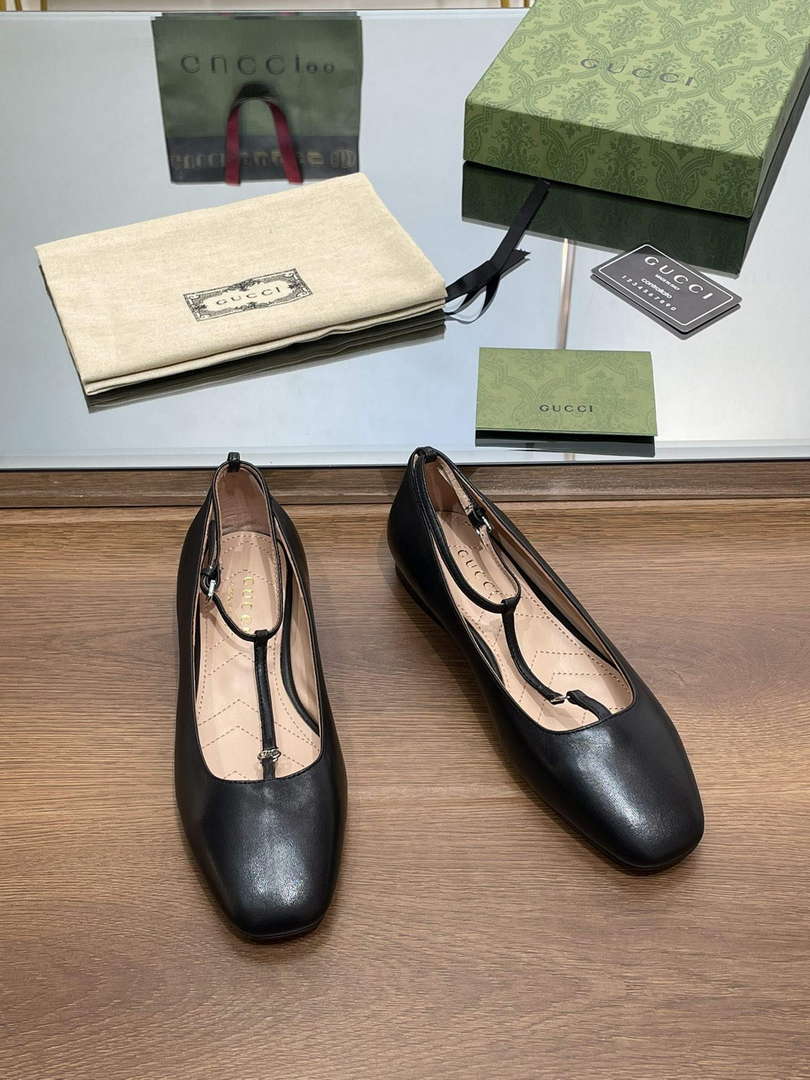 Gucci 754136 Women's Double G Ballet Flat G38267