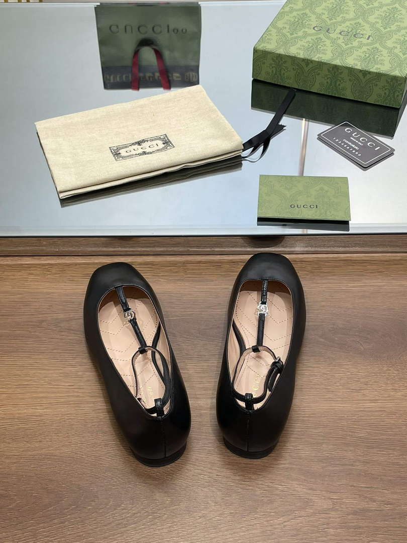 Gucci 754136 Women's Double G Ballet Flat G38267