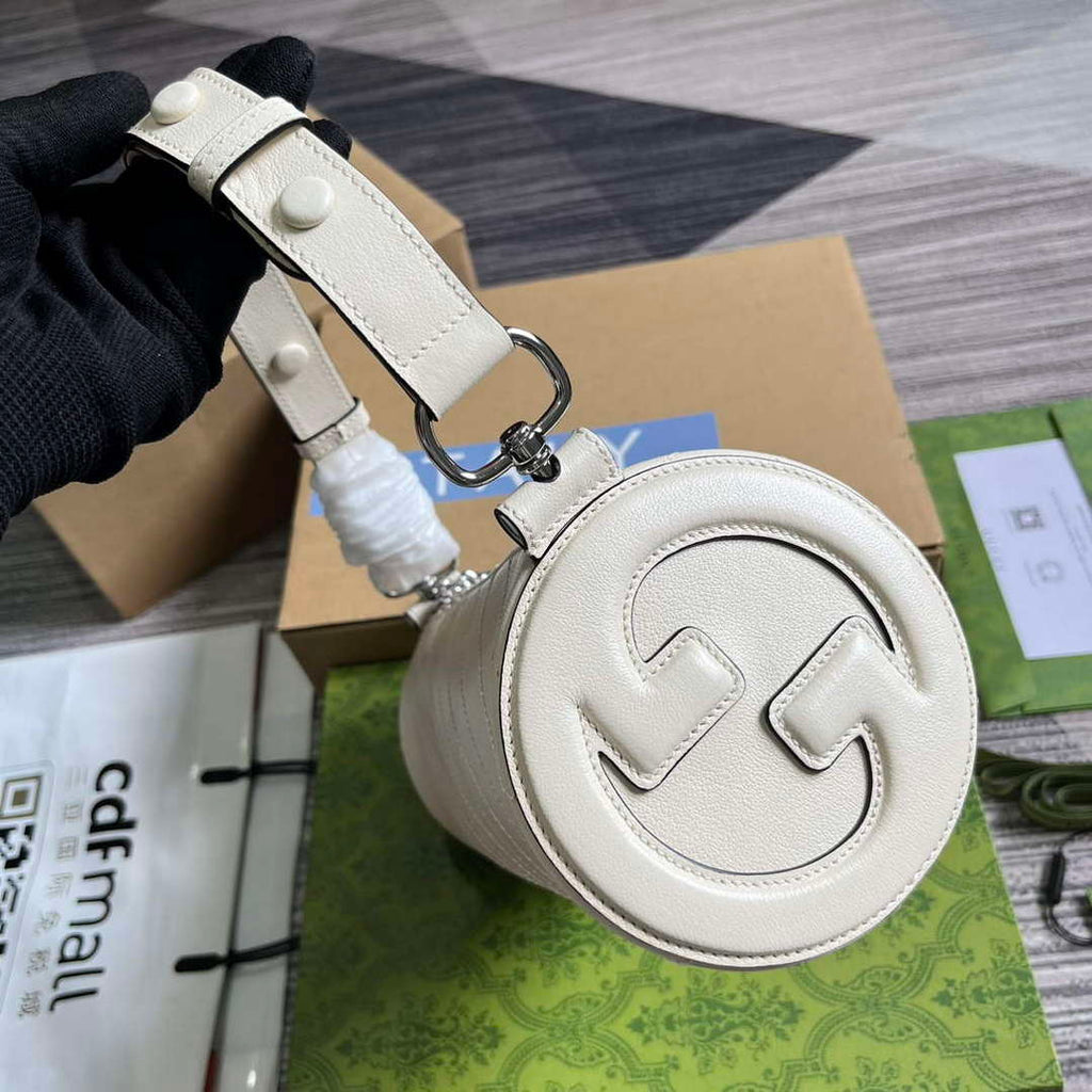 Gucci 760169 Gucci Blondie Small Shoulder Bag White