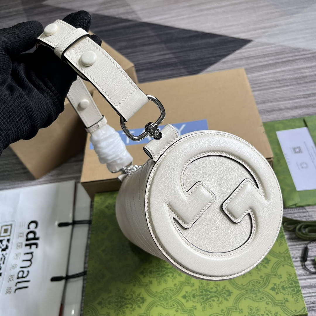 Gucci 760169 Gucci Blondie Small Shoulder Bag White