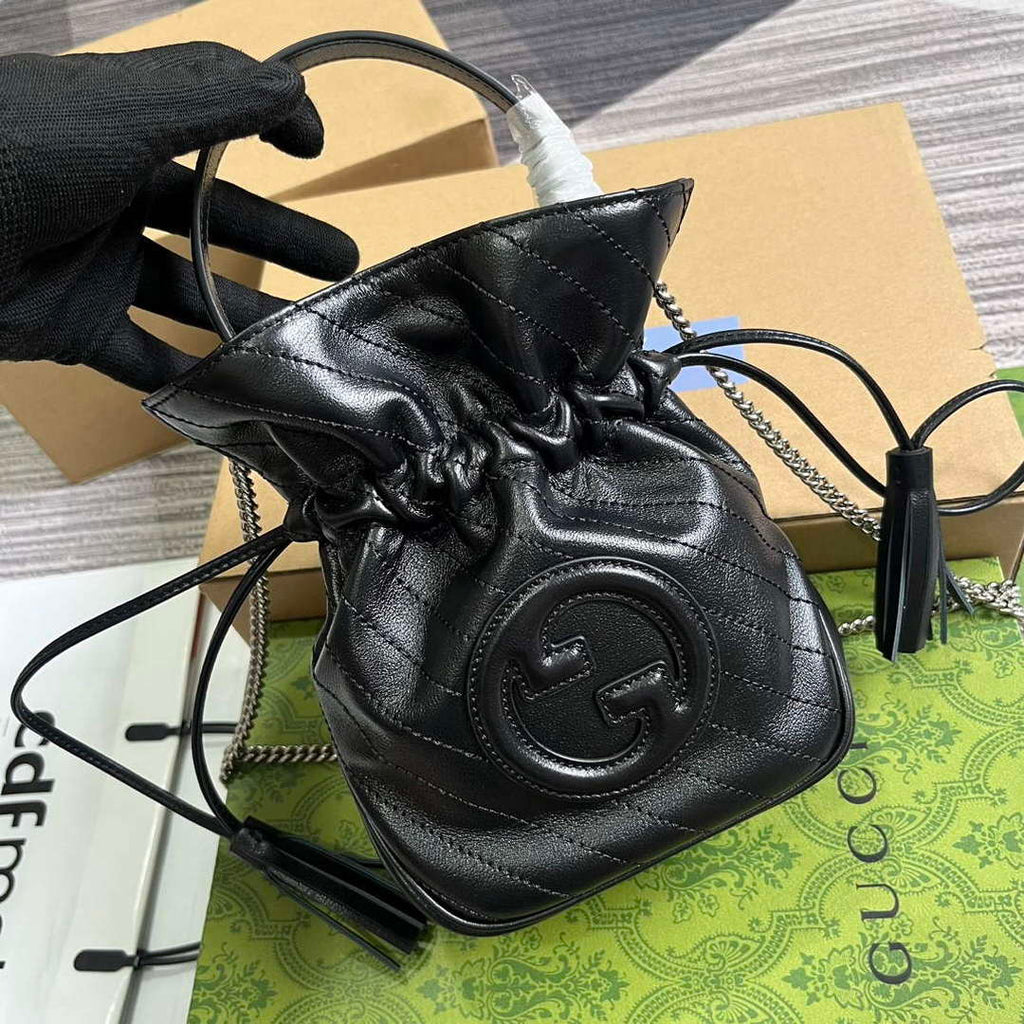 Gucci 760313 Gucci Blondie Mini Bucket Bag Black