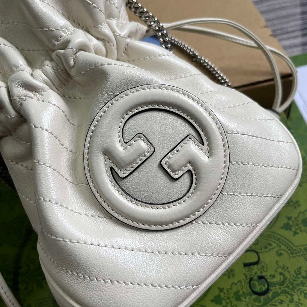 Gucci 760313 Gucci Blondie Mini Bucket Bag White