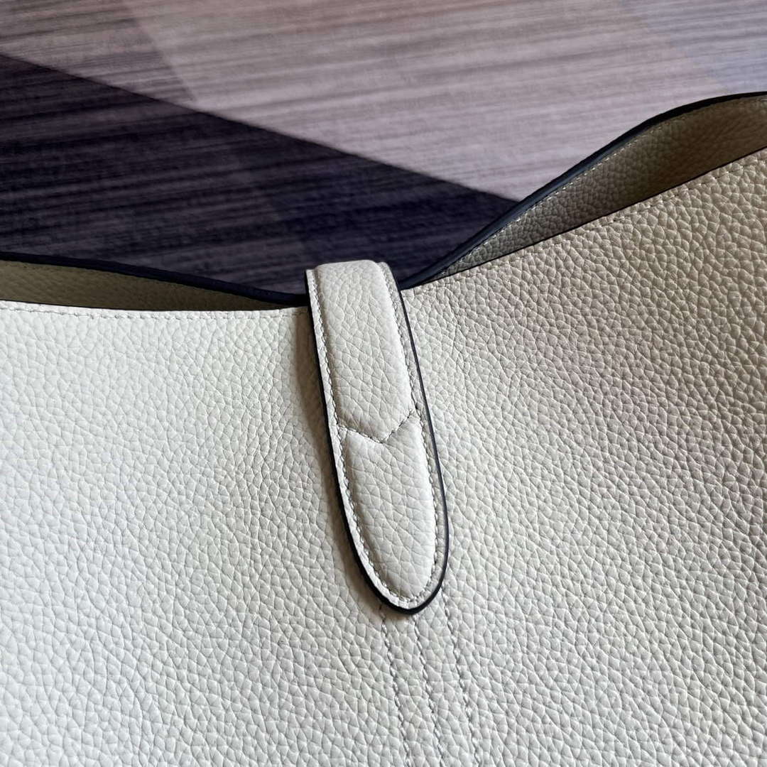 Gucci 763103 Jackie 1961 Small Shoulder Bag White
