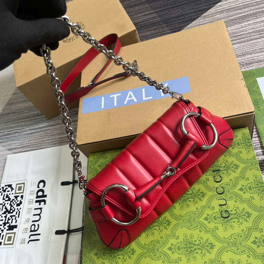 Gucci 764339 Gucci Horsebit Chain Small Shoulder Bag Red