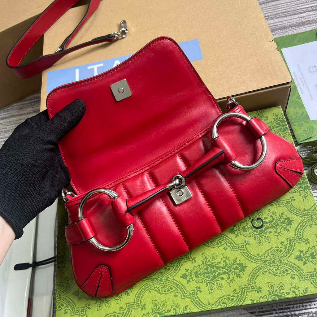 Gucci 764339 Gucci Horsebit Chain Small Shoulder Bag Red