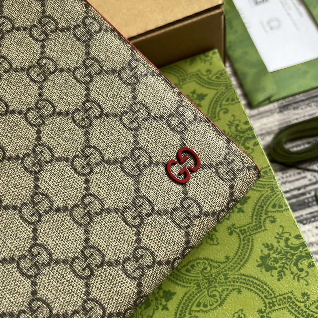 Gucci 768255 GG pouch with GG detail Red