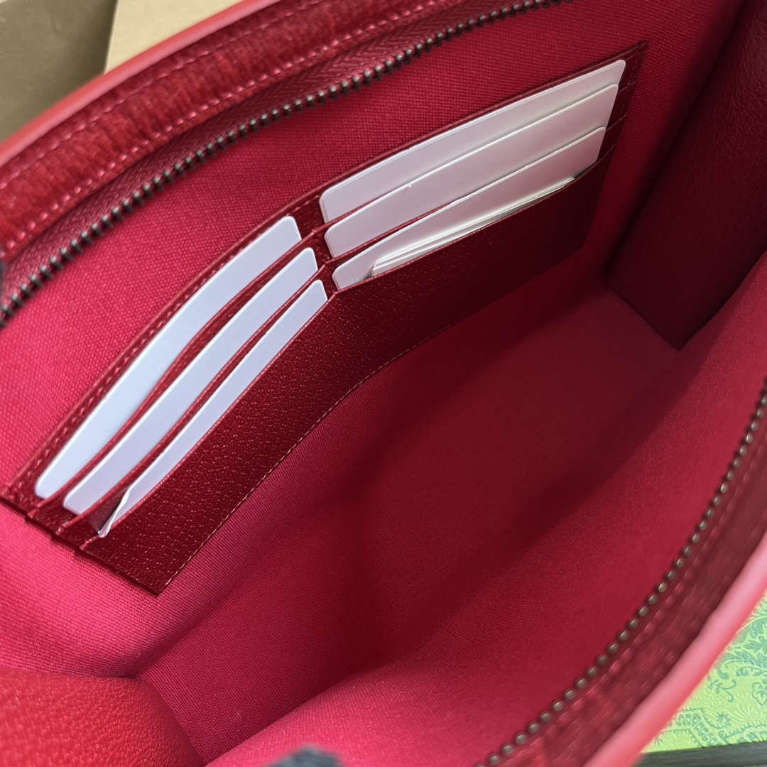 Gucci 768255 GG pouch with GG detail Red
