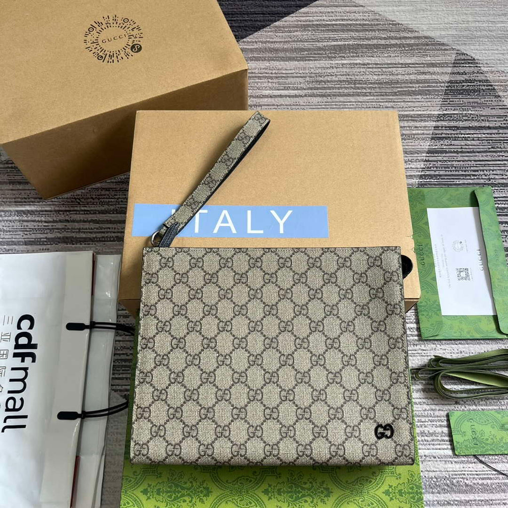 Gucci 768255 GG pouch with GG detail Beige and Black